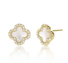 Load image into Gallery viewer, Rosa flower studs
