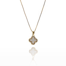 Load image into Gallery viewer, Reversible clover necklace
