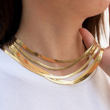 Load image into Gallery viewer, Herringbone necklace
