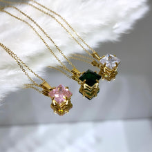 Load image into Gallery viewer, Crystal stone necklace
