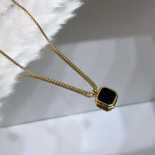 Load image into Gallery viewer, Onyx necklace

