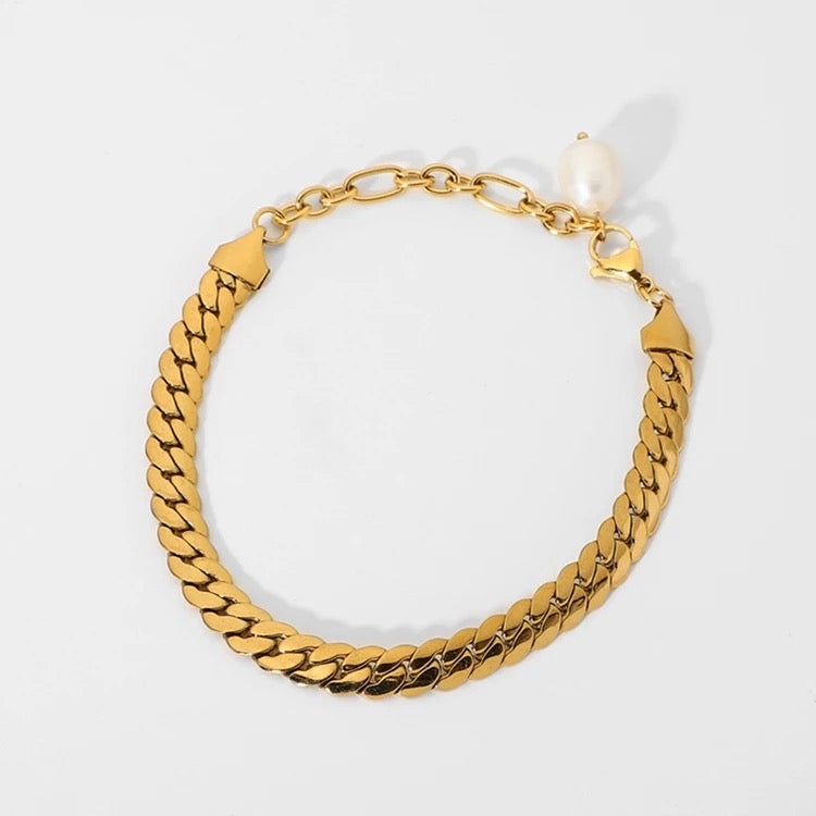 Freshwater pearl drop chain bracelet