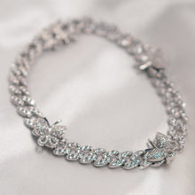 Load image into Gallery viewer, Butterfly Effect Silver Anklet
