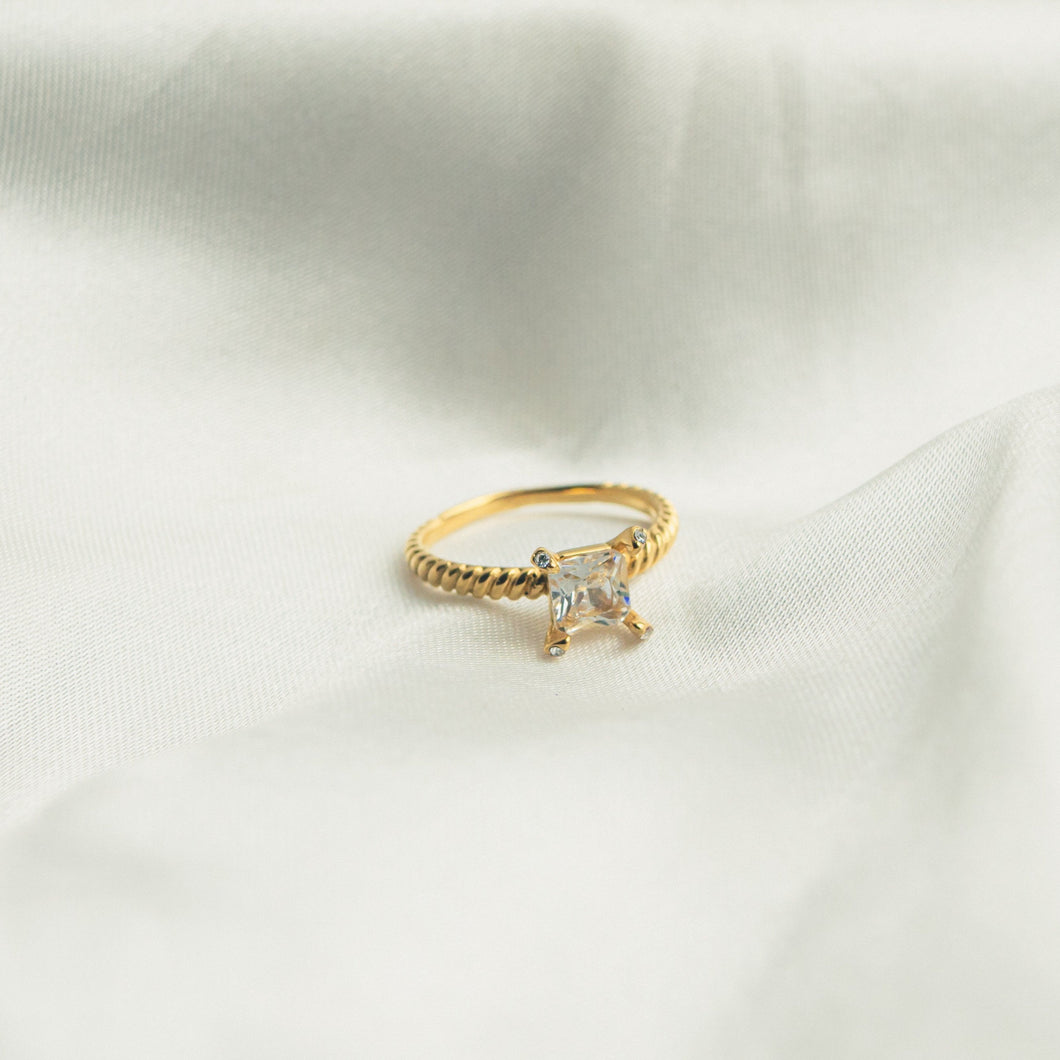 Giovanni ring