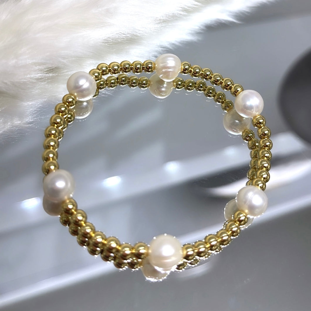 Freshwater pearl bead bracelet