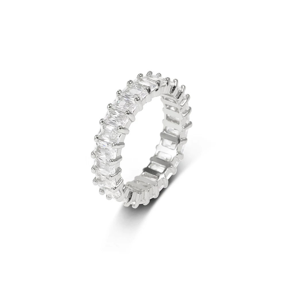 925 princess cut band
