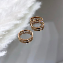 Load image into Gallery viewer, Dainty ring set of 3
