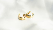 Load image into Gallery viewer, Zella earrings
